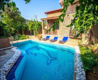 Fethiye Yazlık Kiralık Villa - Havuzu Korunaklı Villa