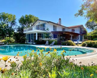 Evcil Hayvan Kabul Eden Villalar ile Tatil Fırsatı