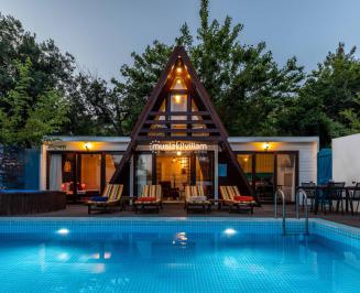 Sapanca’da Isıtmalı Havuzlu Villa ile Sakin Bir Tatil